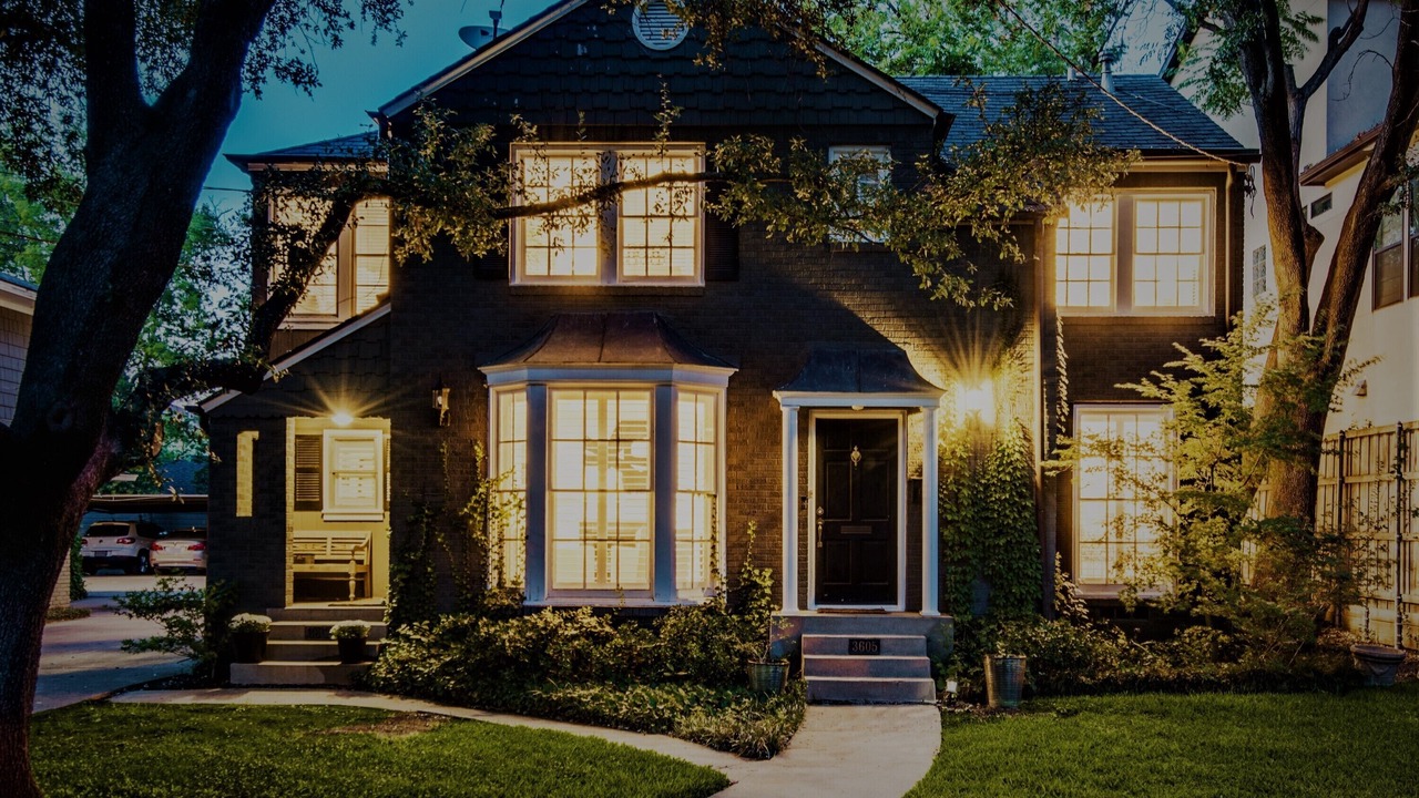 Photo of Outdoor in Oak Lawn