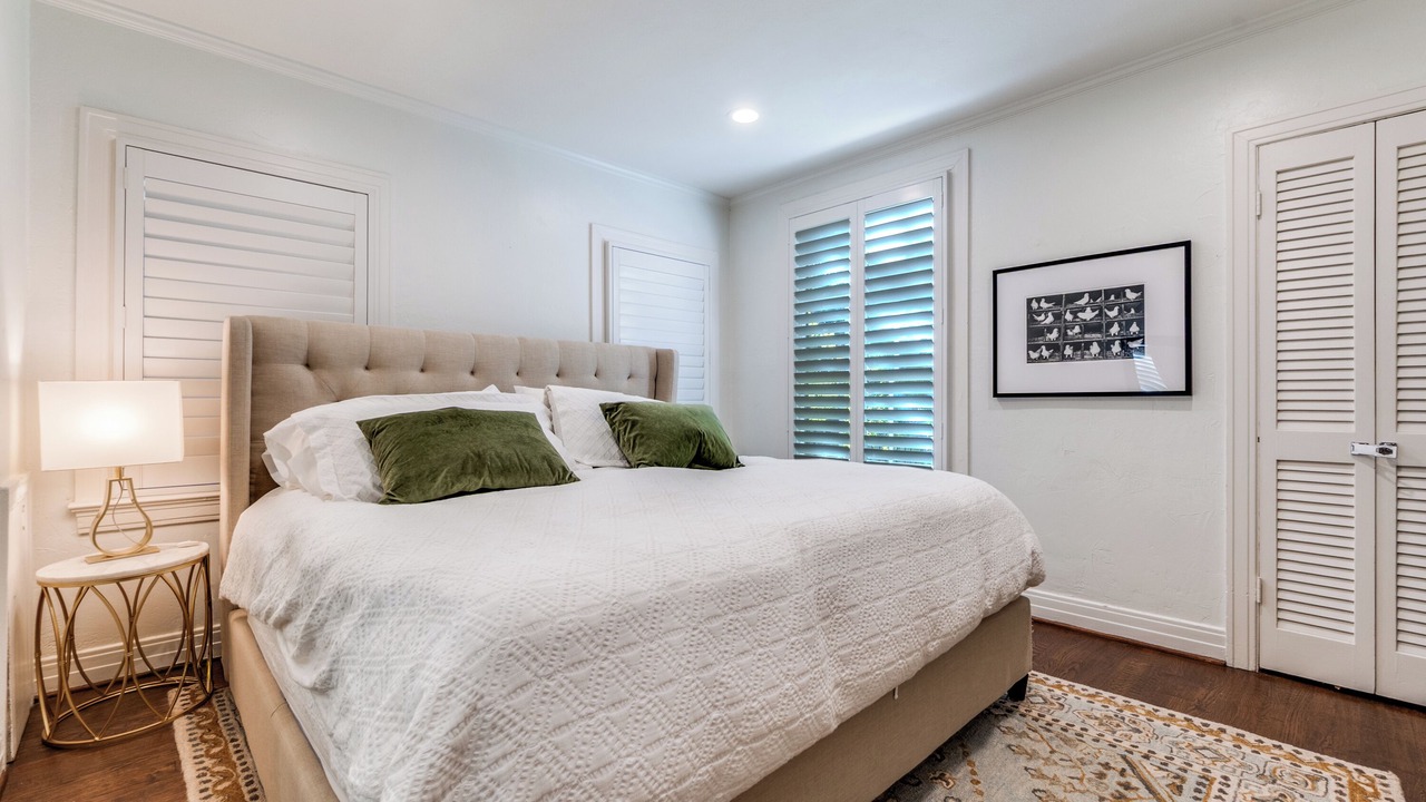 Photo of Bedroom in Oak Lawn