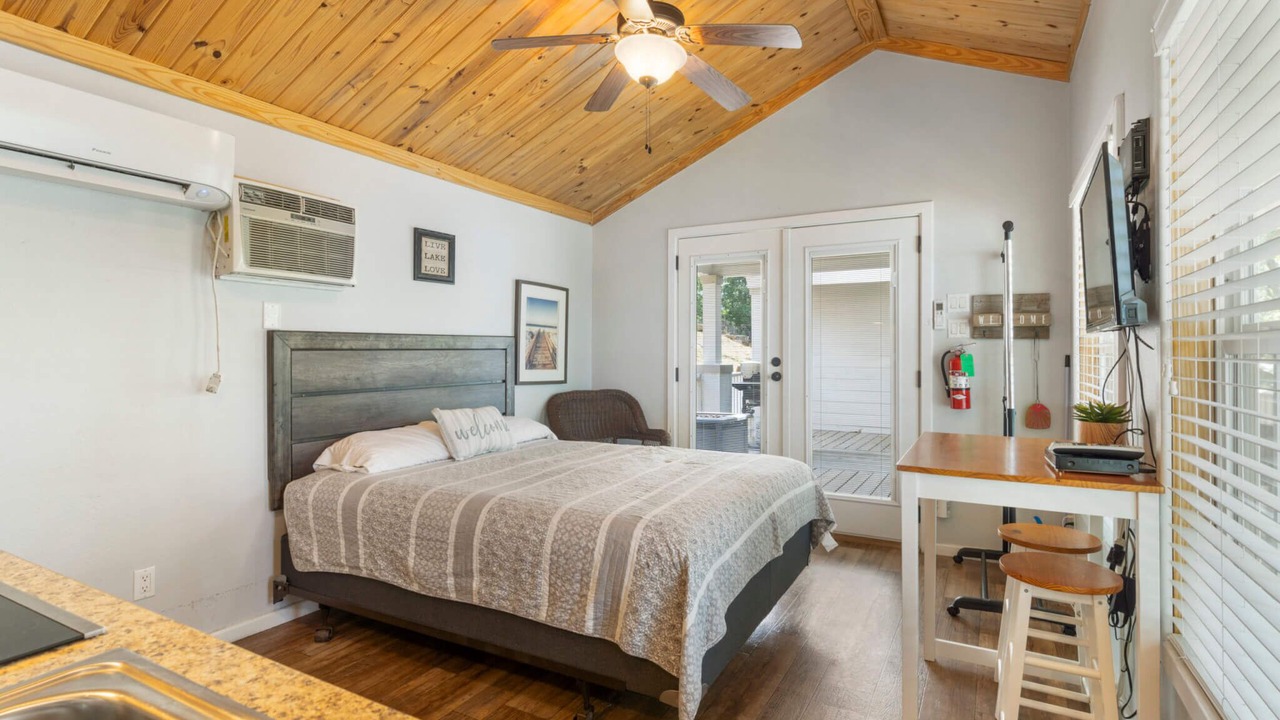 Photo of Bedroom in Sperry