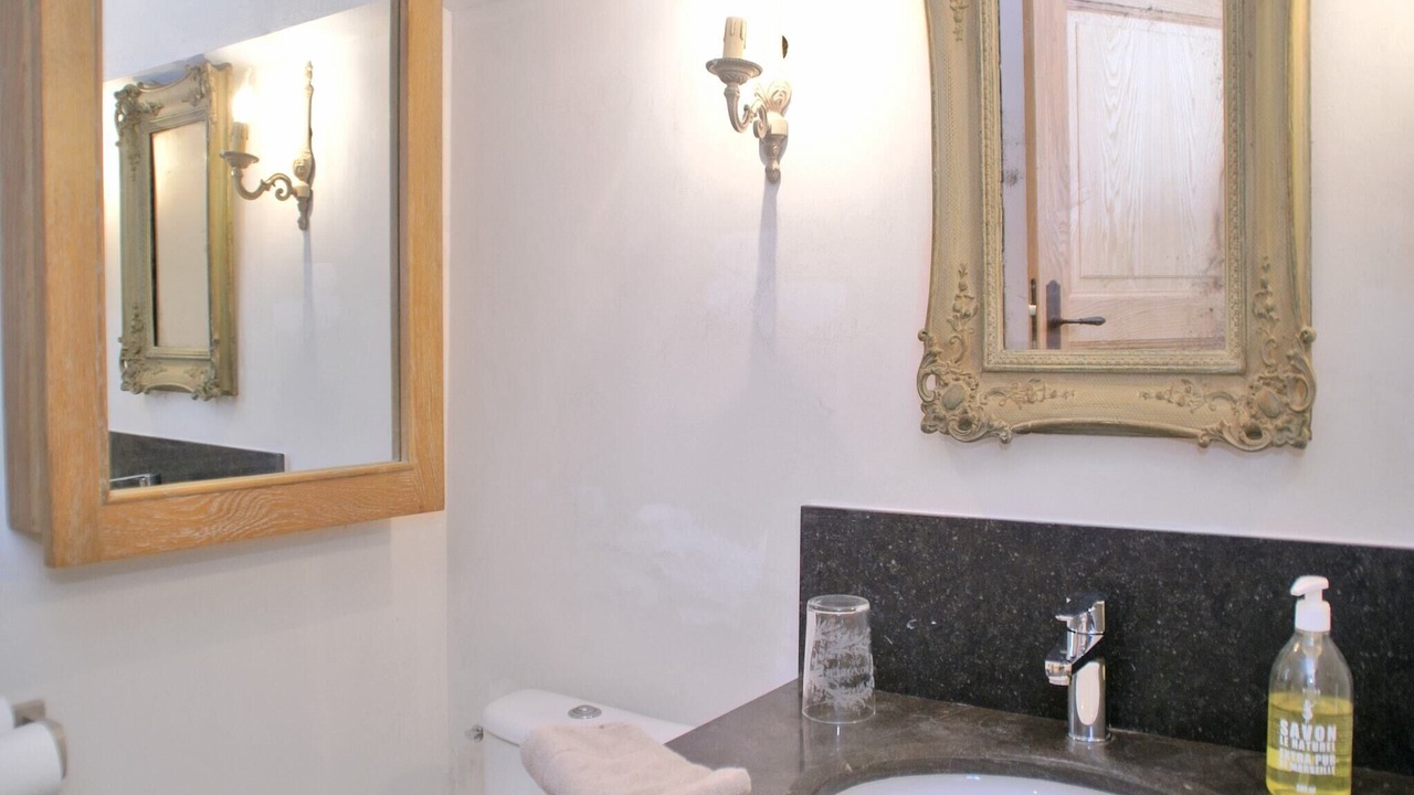 Photo of Bathroom in Viens