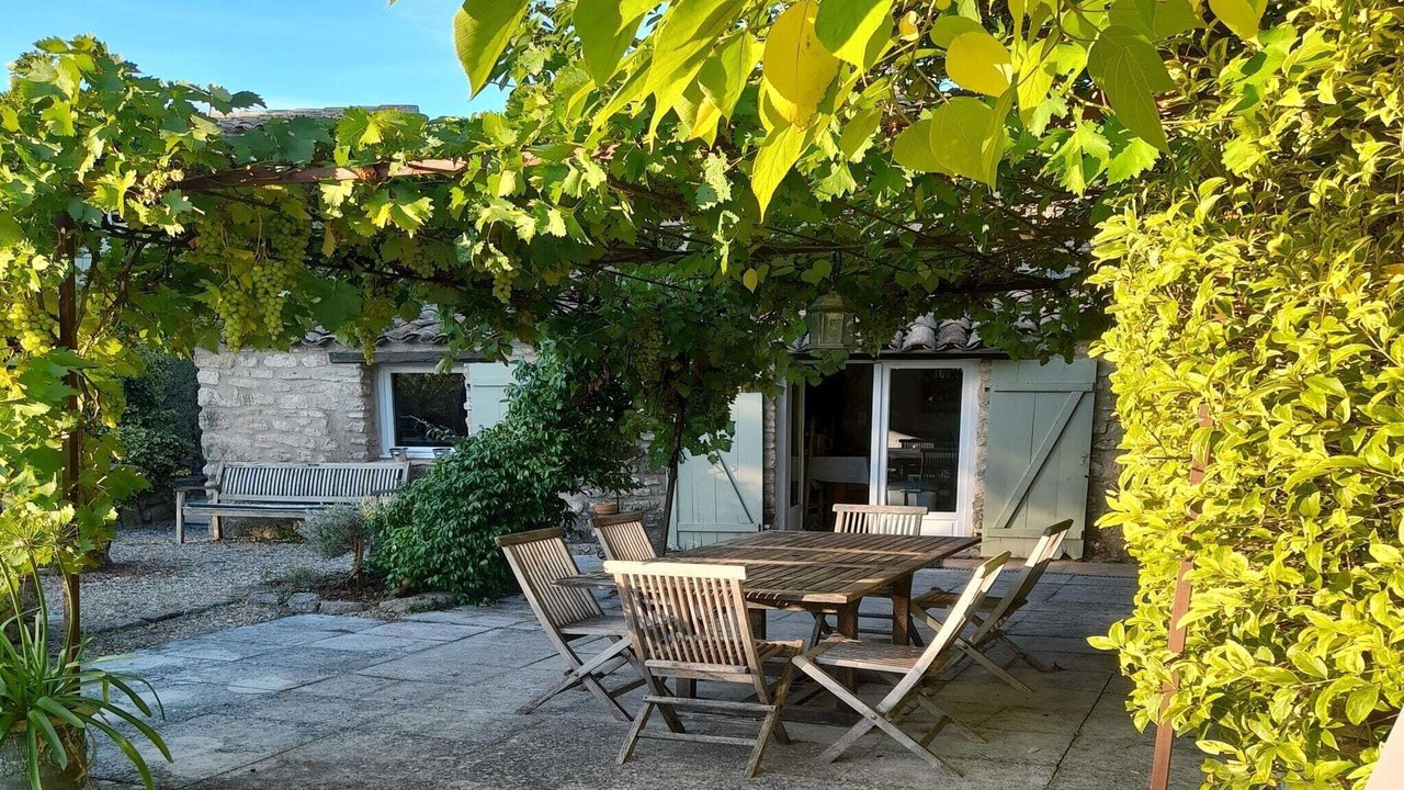Photo of Patio Balcony in Viens