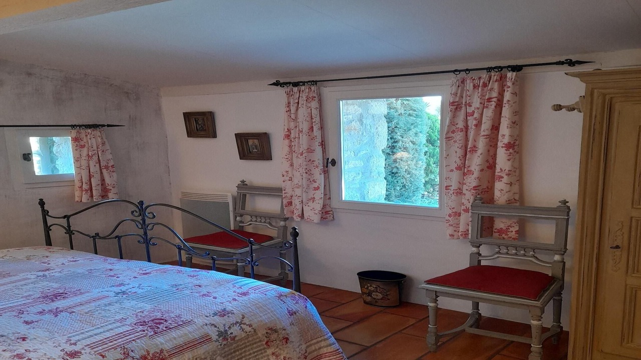 Photo of Others in Viens