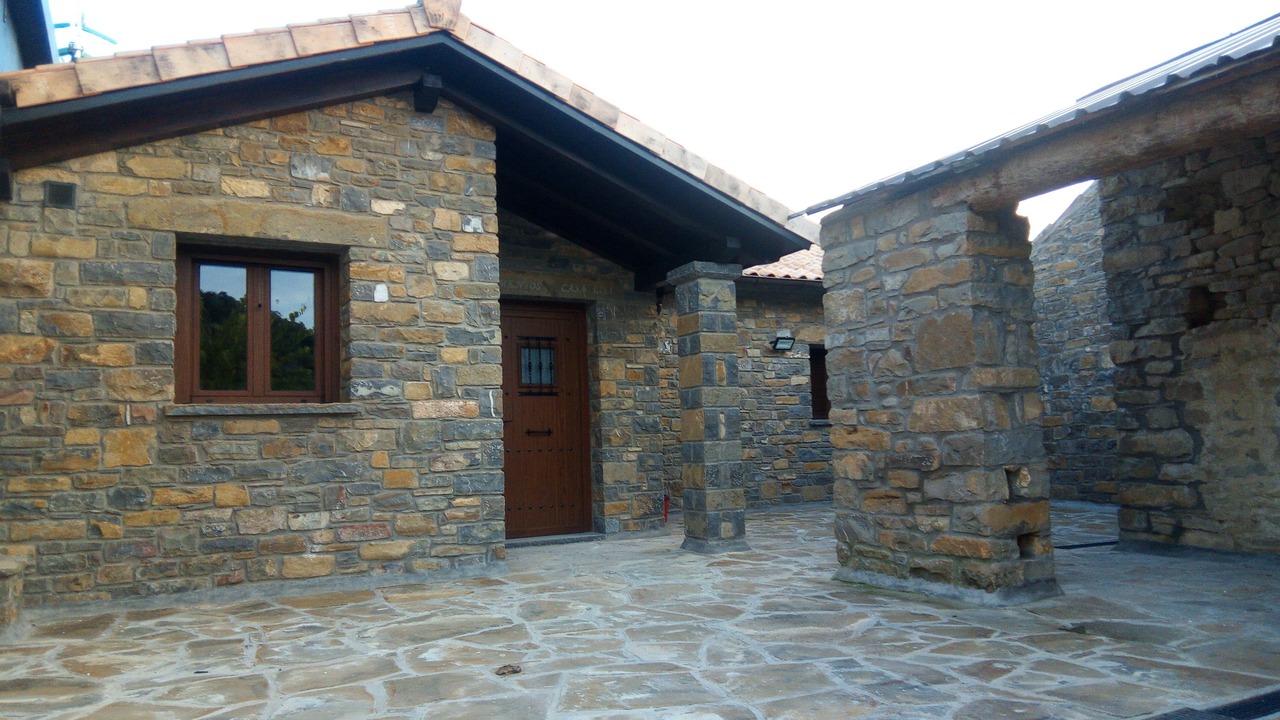 Photo of Outdoor in Banaston