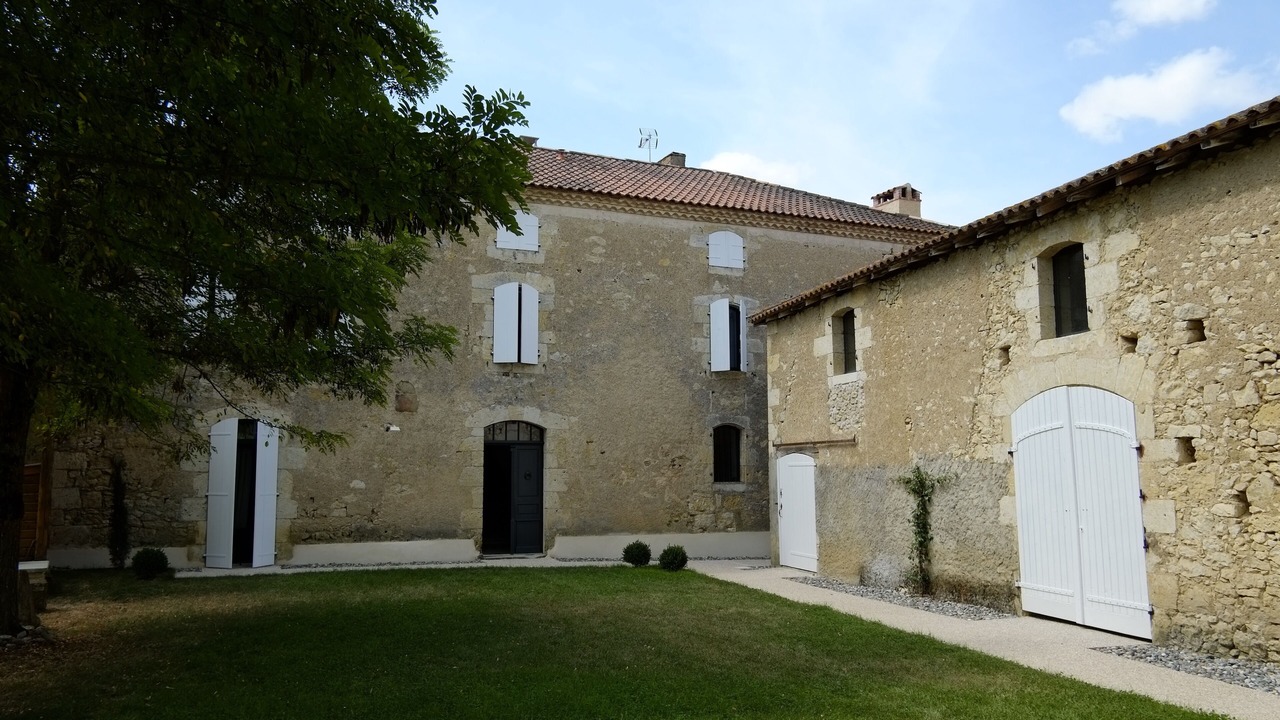 Photo of Outdoor in Biran