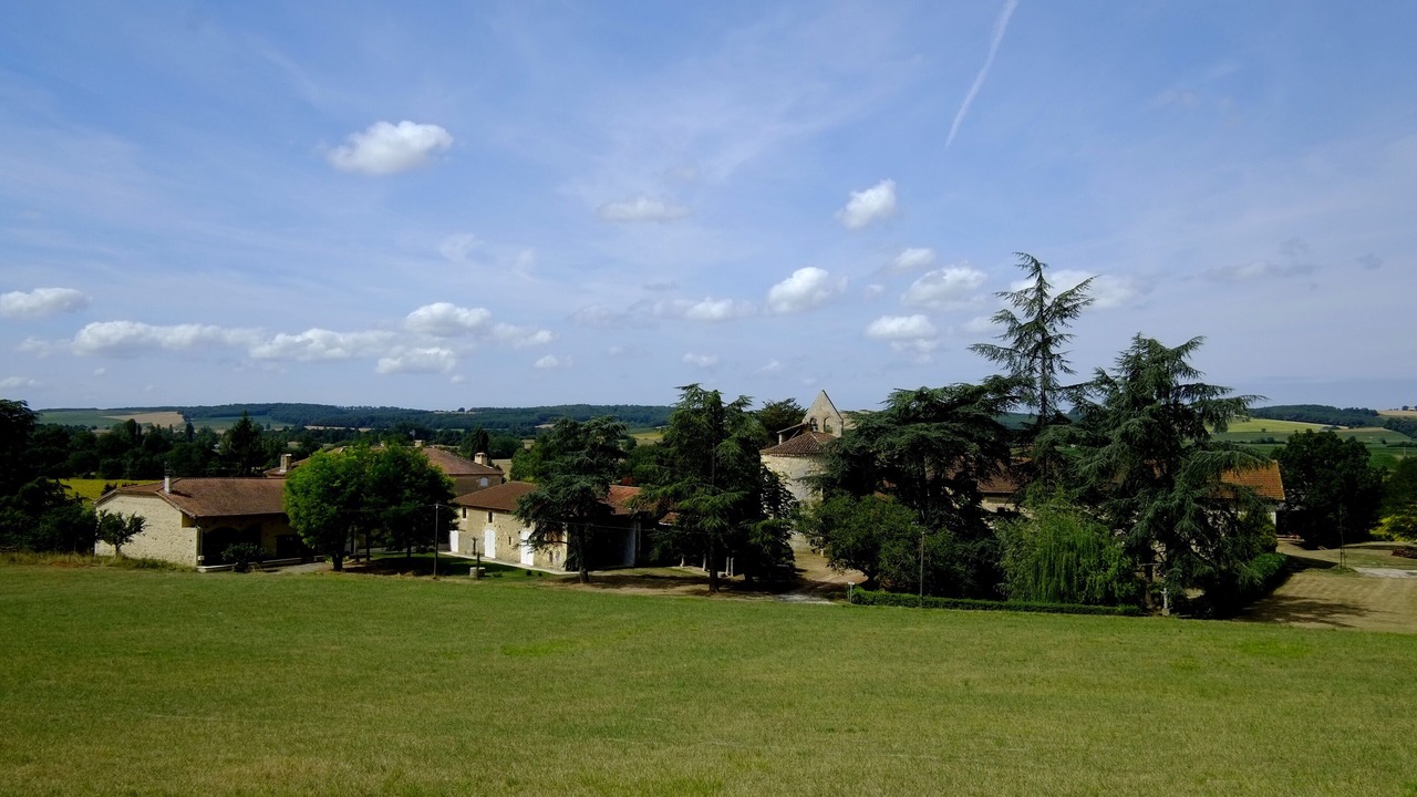 Photo of Outdoor in Biran