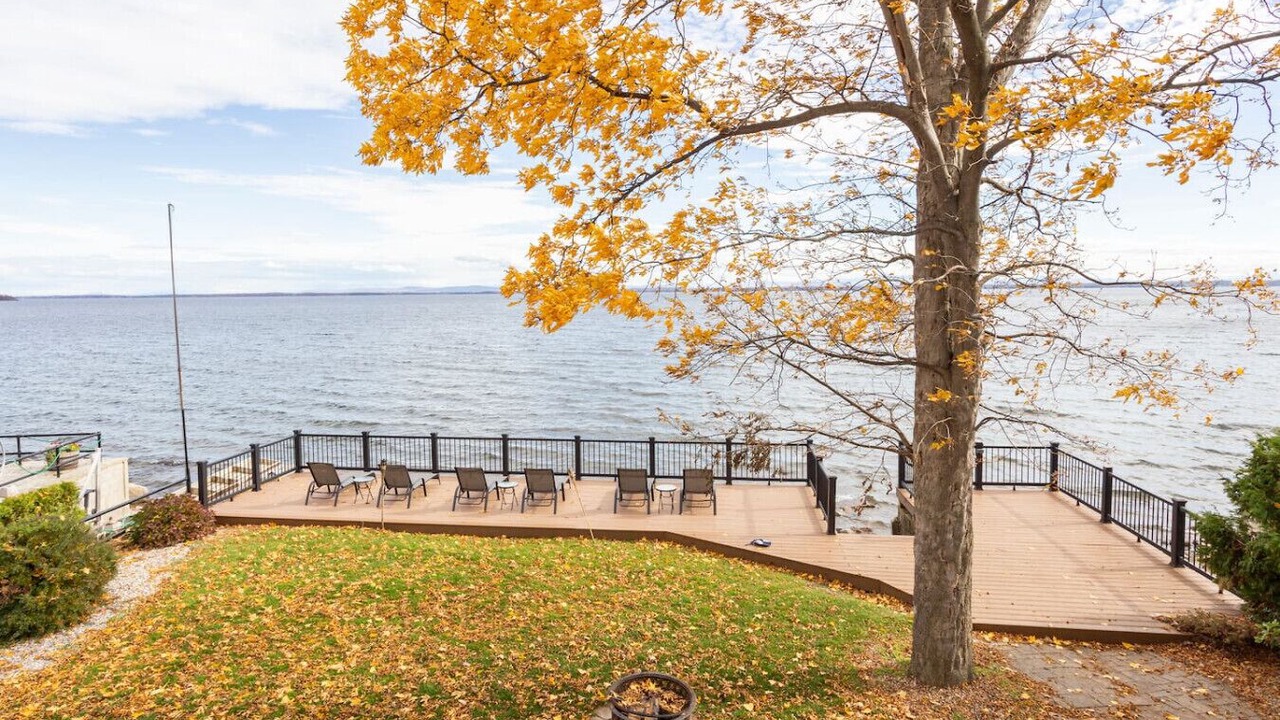 Photo of Patio Balcony in Town of Beekmantown