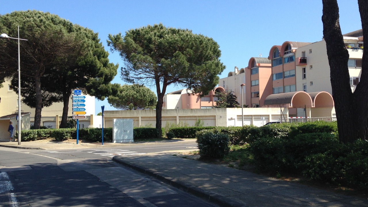 Photo of Outdoor in Port Rive Gauche