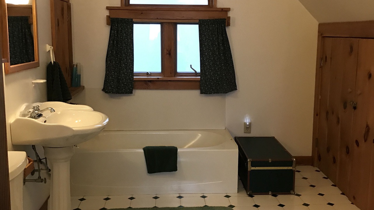 Photo of Bathroom in Little Levels