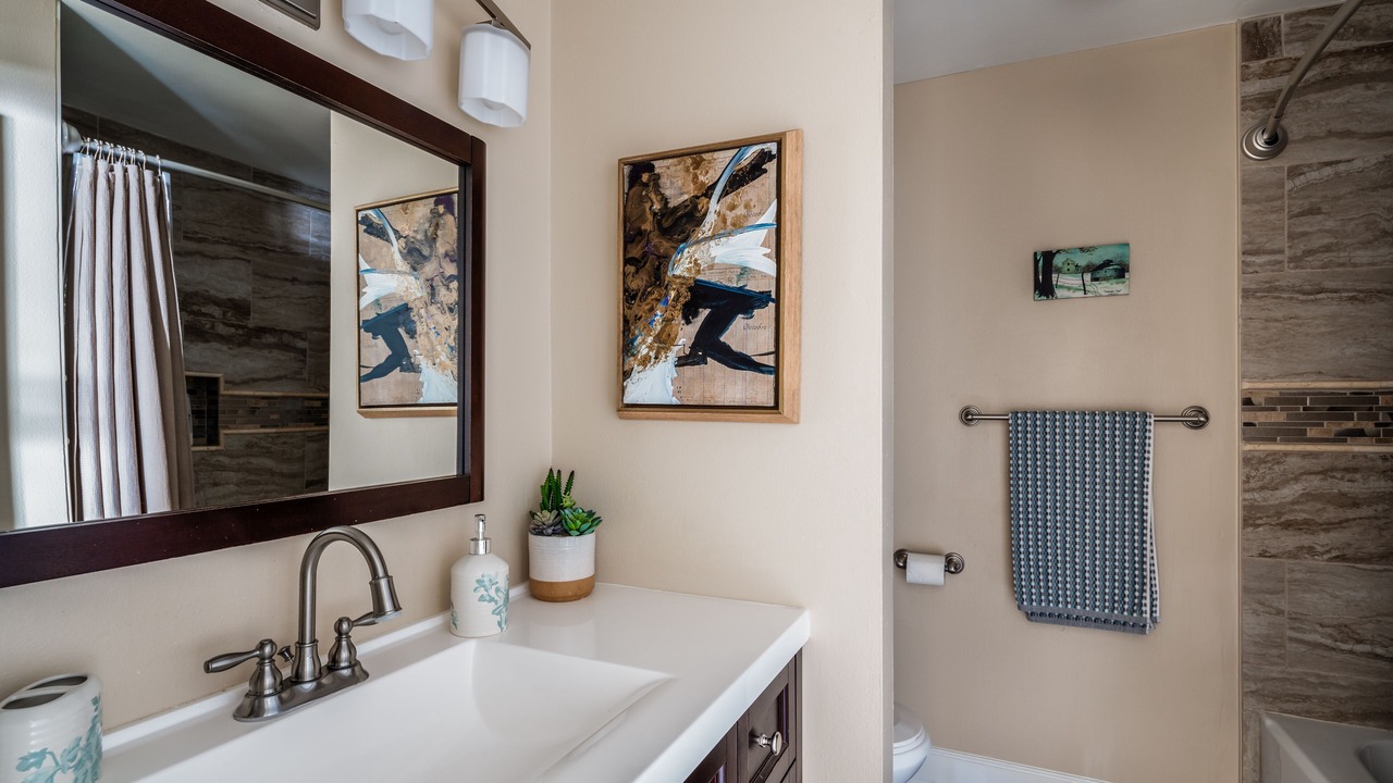 Photo of Bathroom in Four Corners