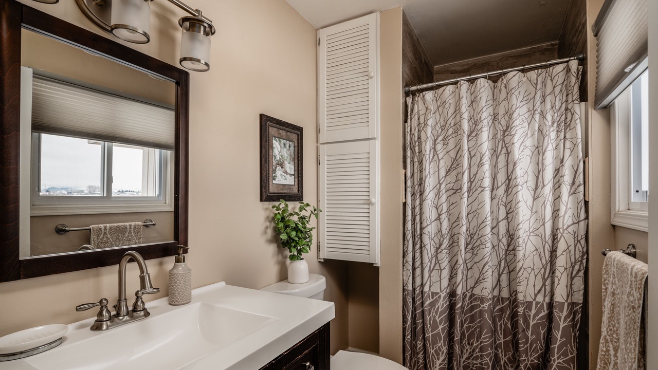 Photo of Bathroom in Four Corners