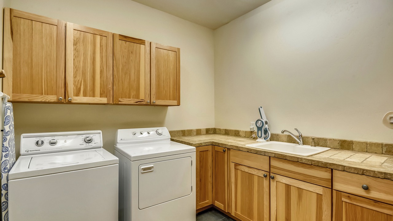 Photo of Bathroom in Columbine Lake