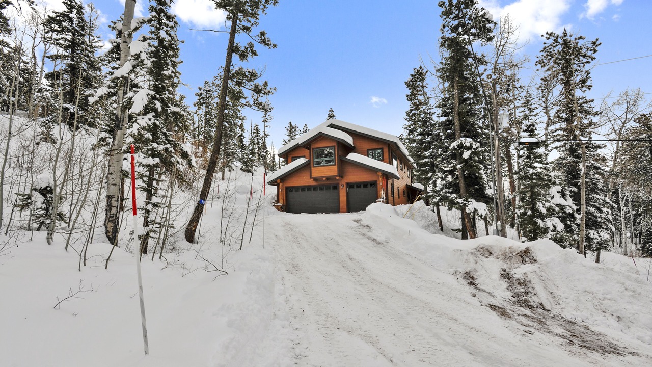 Photo of Outdoor in Columbine Lake
