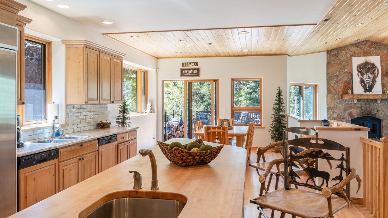 Photo of Kitchen in Columbine Lake