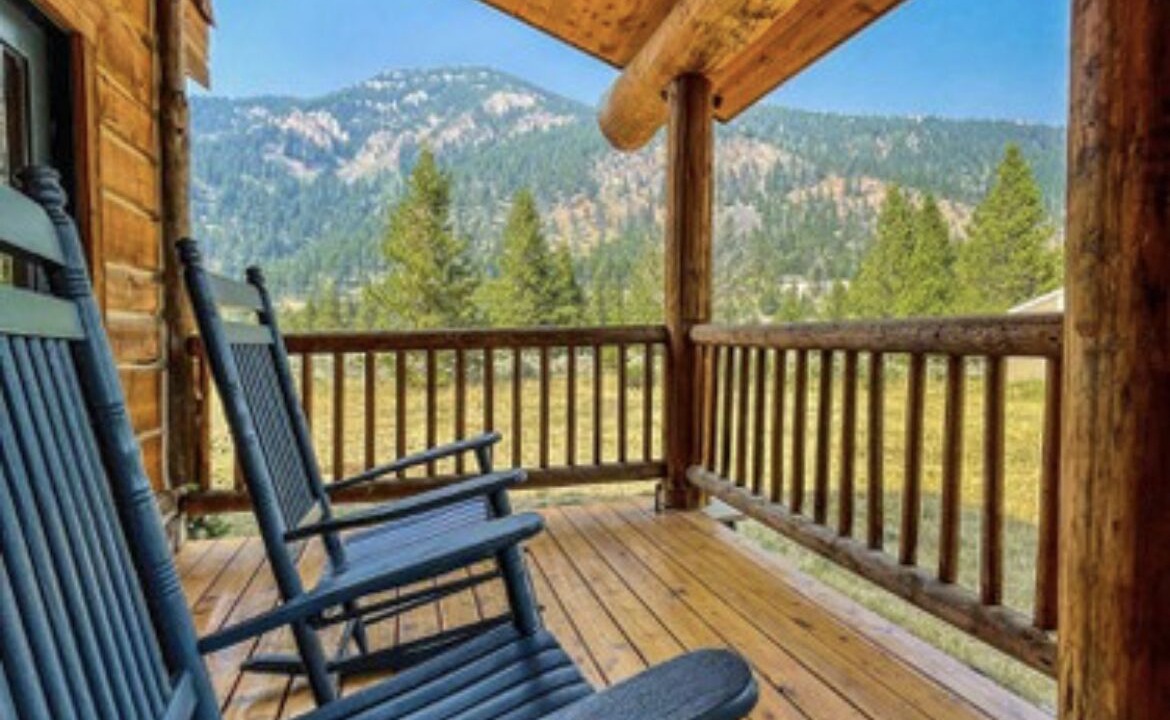 Photo of Patio Balcony in Big Sky