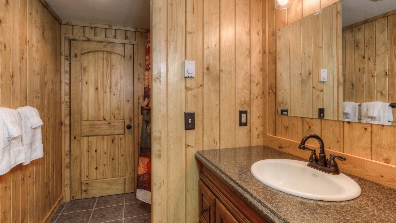 Photo of Bathroom in Big Sky