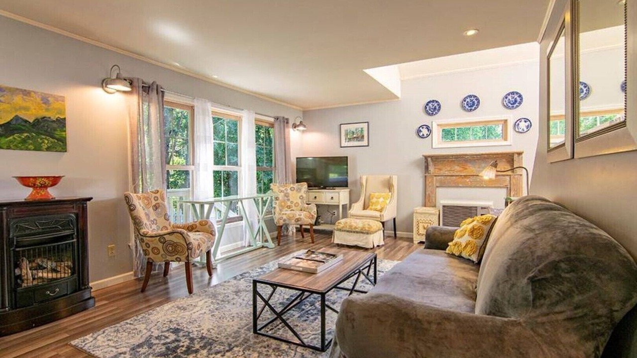 Photo of Livingroom in Keene Valley