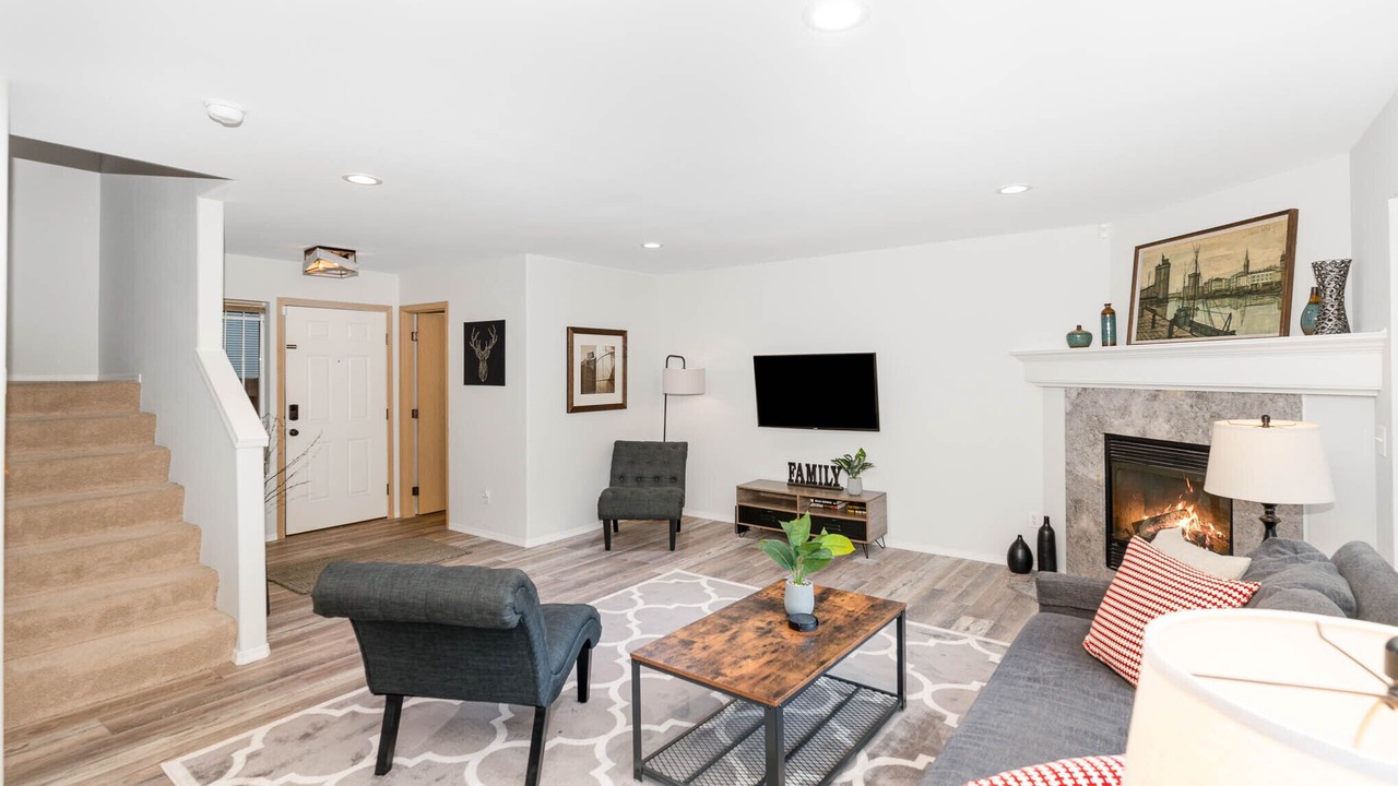 Photo of Livingroom in Maple Valley