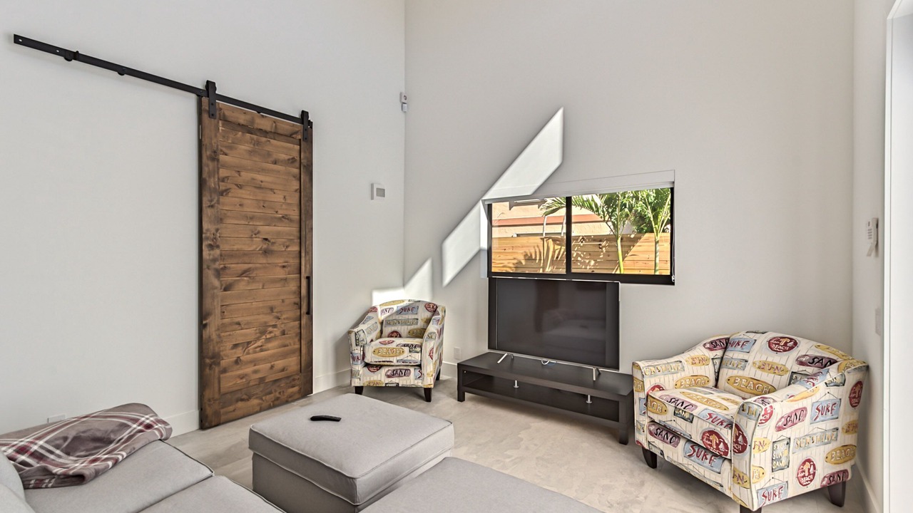 Photo of Livingroom in Deerfield Beach