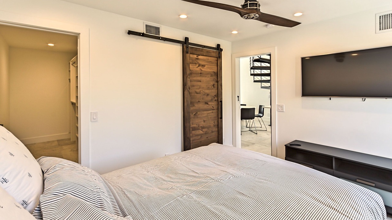 Photo of Bedroom in Deerfield Beach
