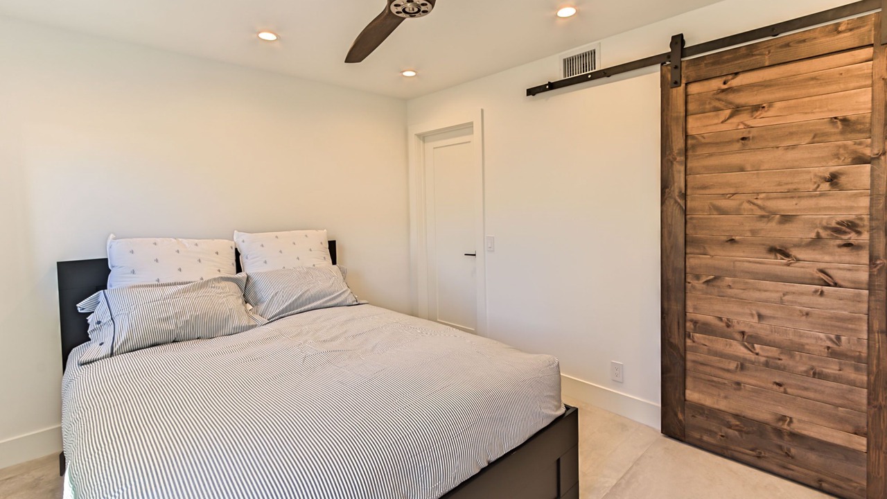 Photo of Bedroom in Deerfield Beach