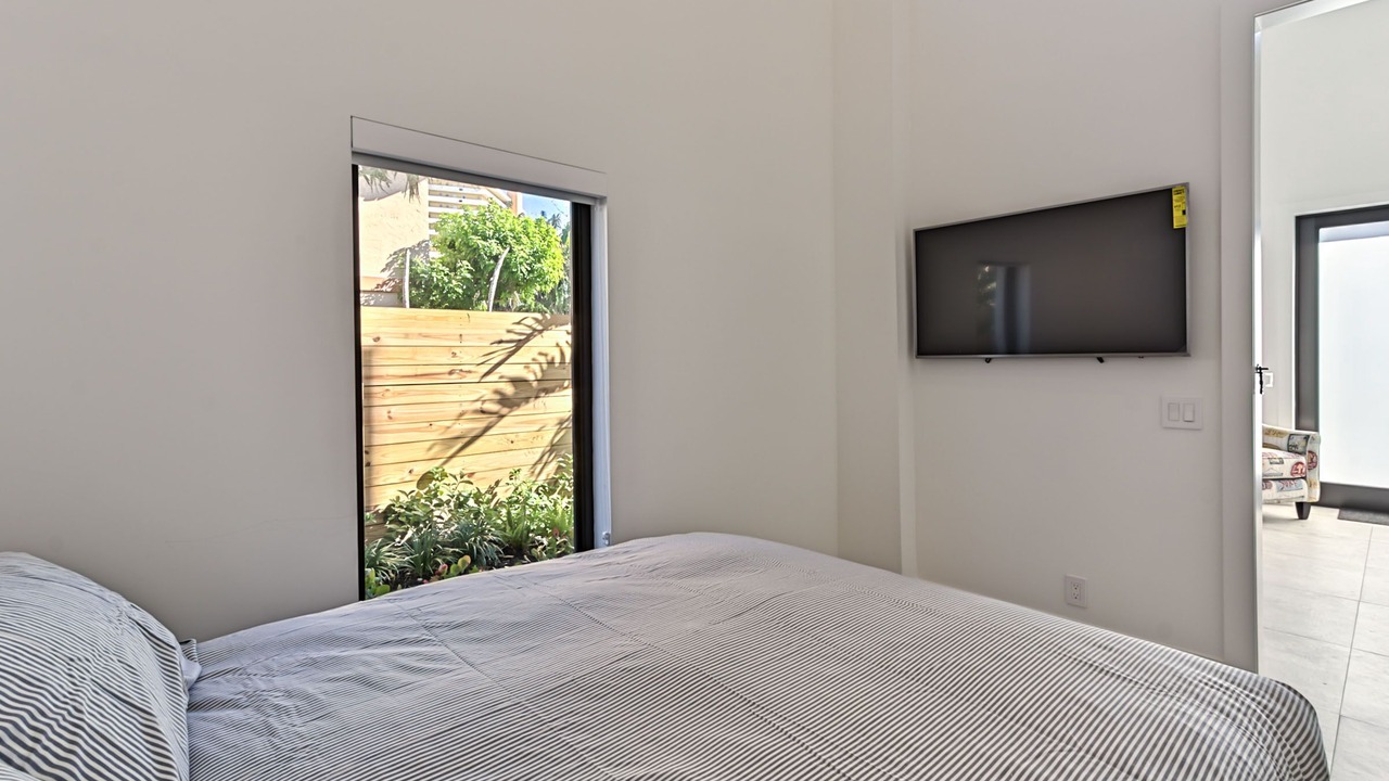 Photo of Bedroom in Deerfield Beach