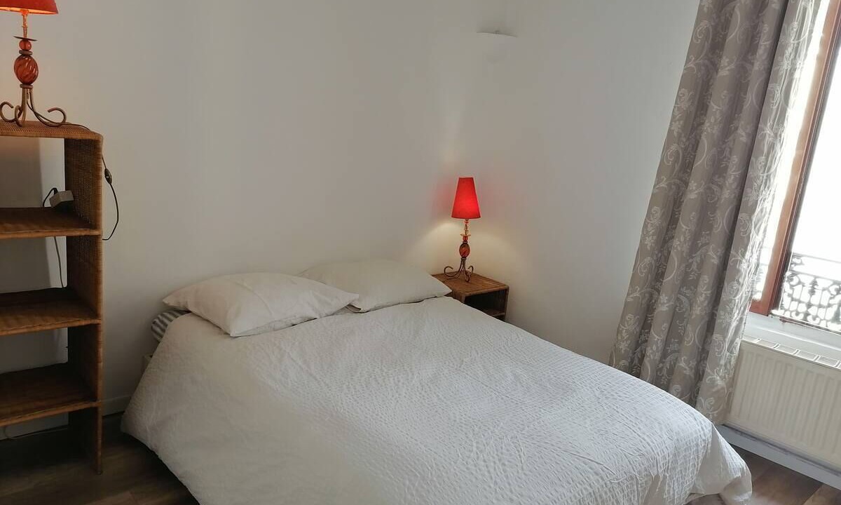 Photo of Bedroom in Montmartre