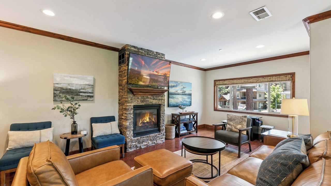Photo of Livingroom in South Lake Tahoe
