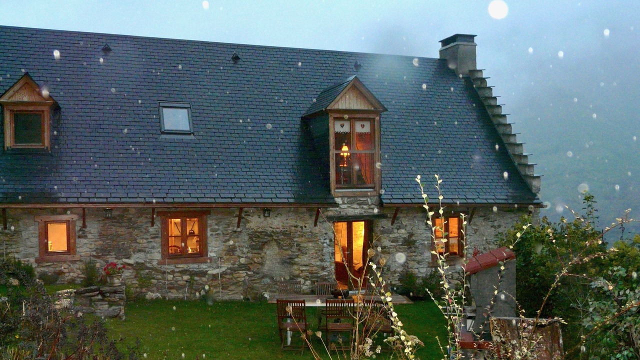 Photo of Outdoor in Campan