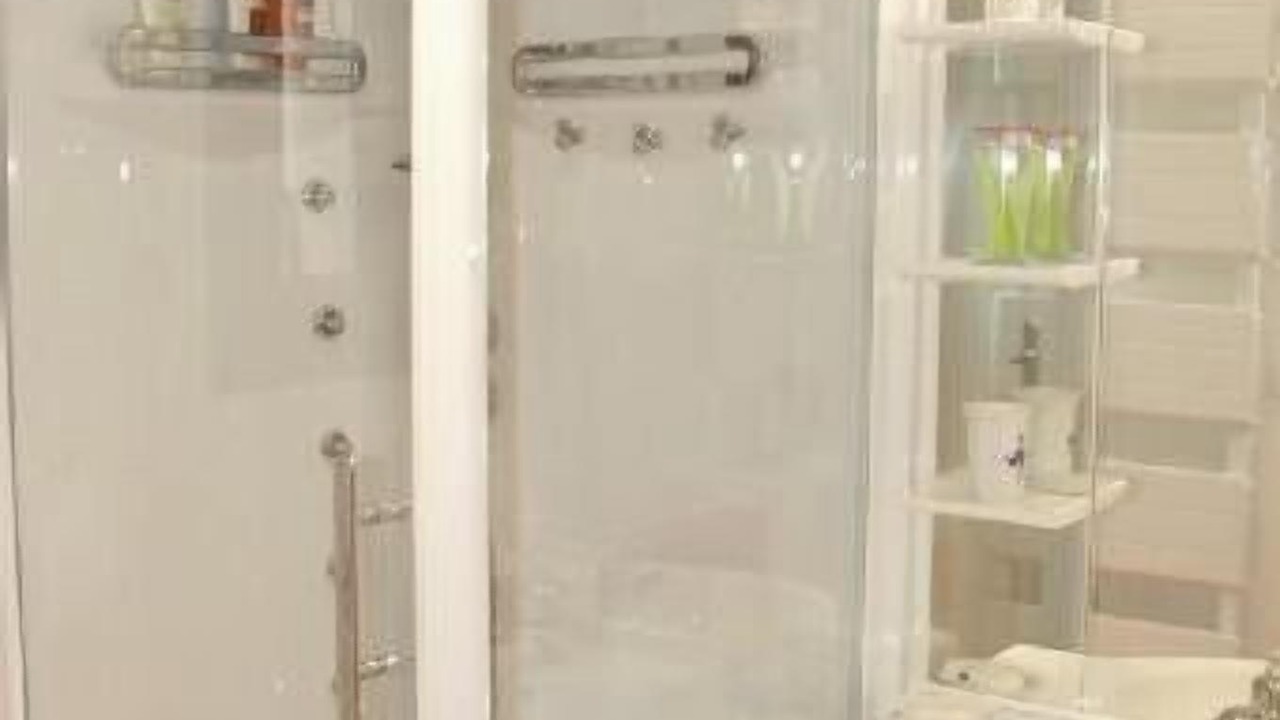 Photo of Bathroom in Le Thuit-Signol