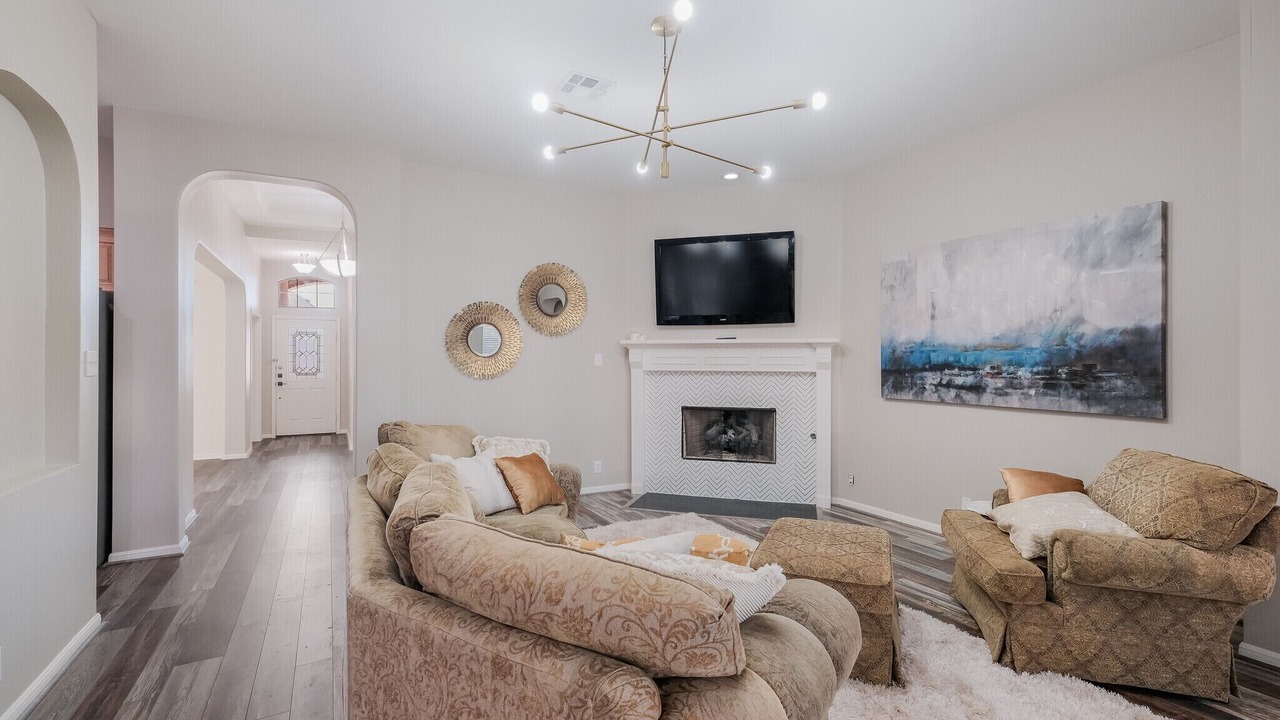 Photo of Livingroom in Crownridge of Texas