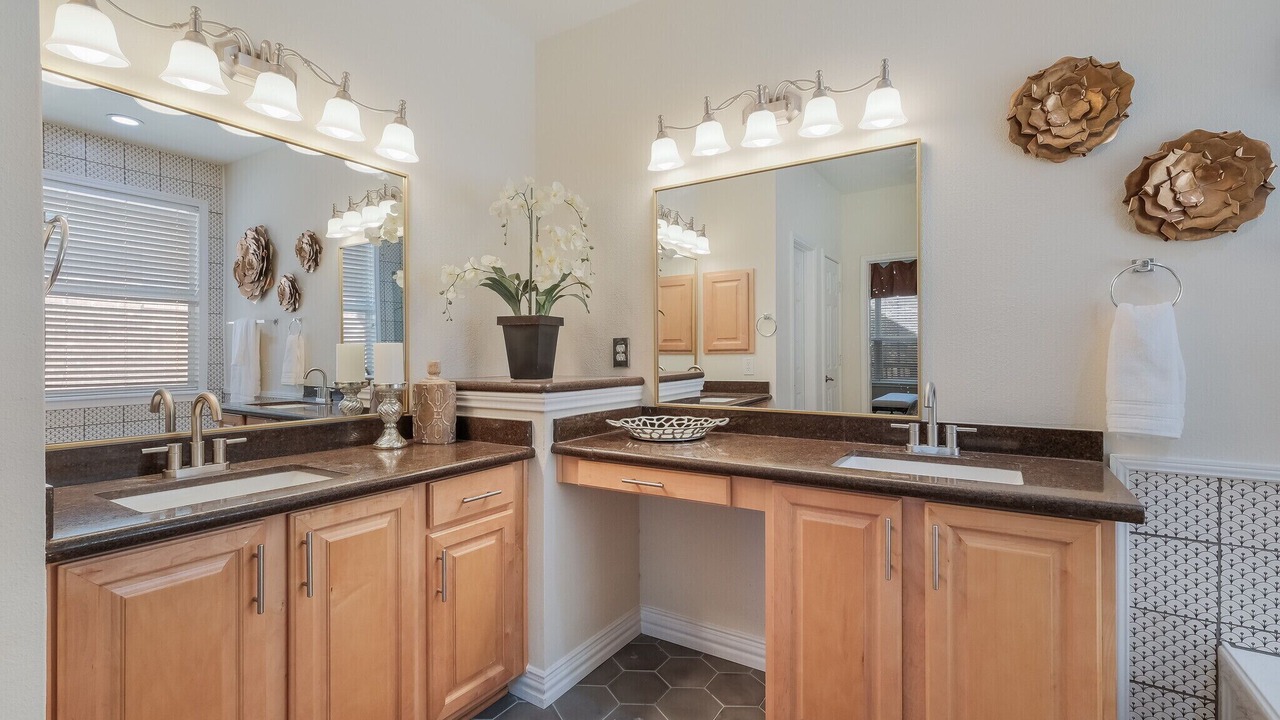 Photo of Bathroom in Crownridge of Texas