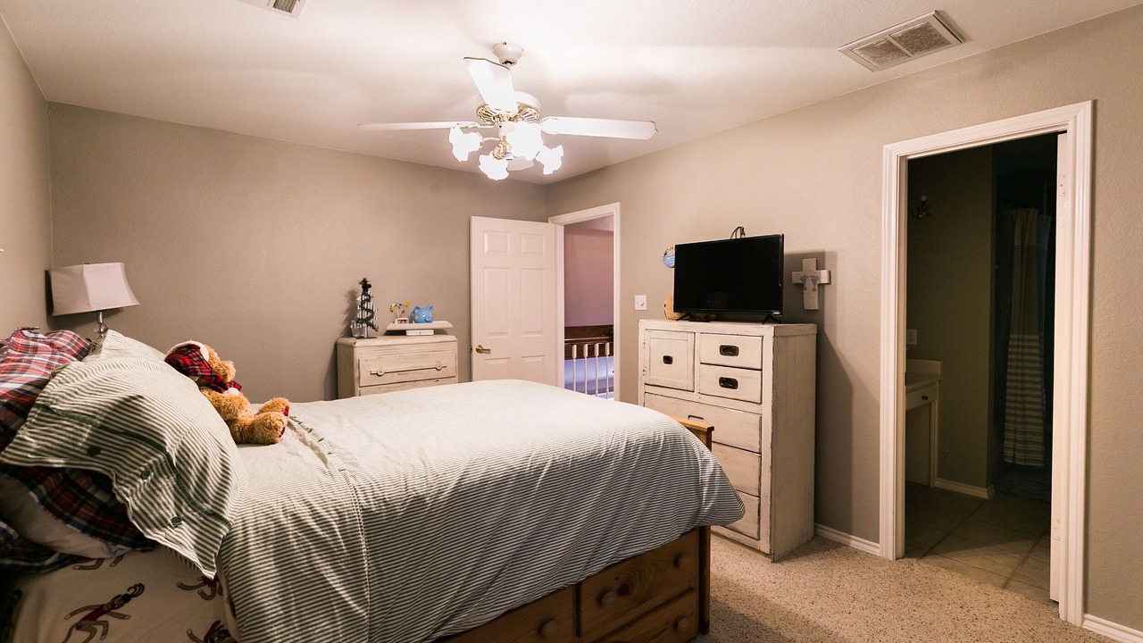 Photo of Bedroom in Valley Mills