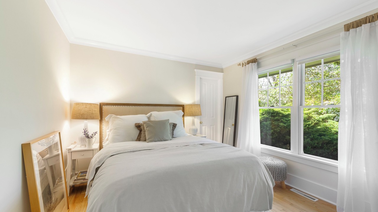 Photo of Bedroom in Village of Southampton