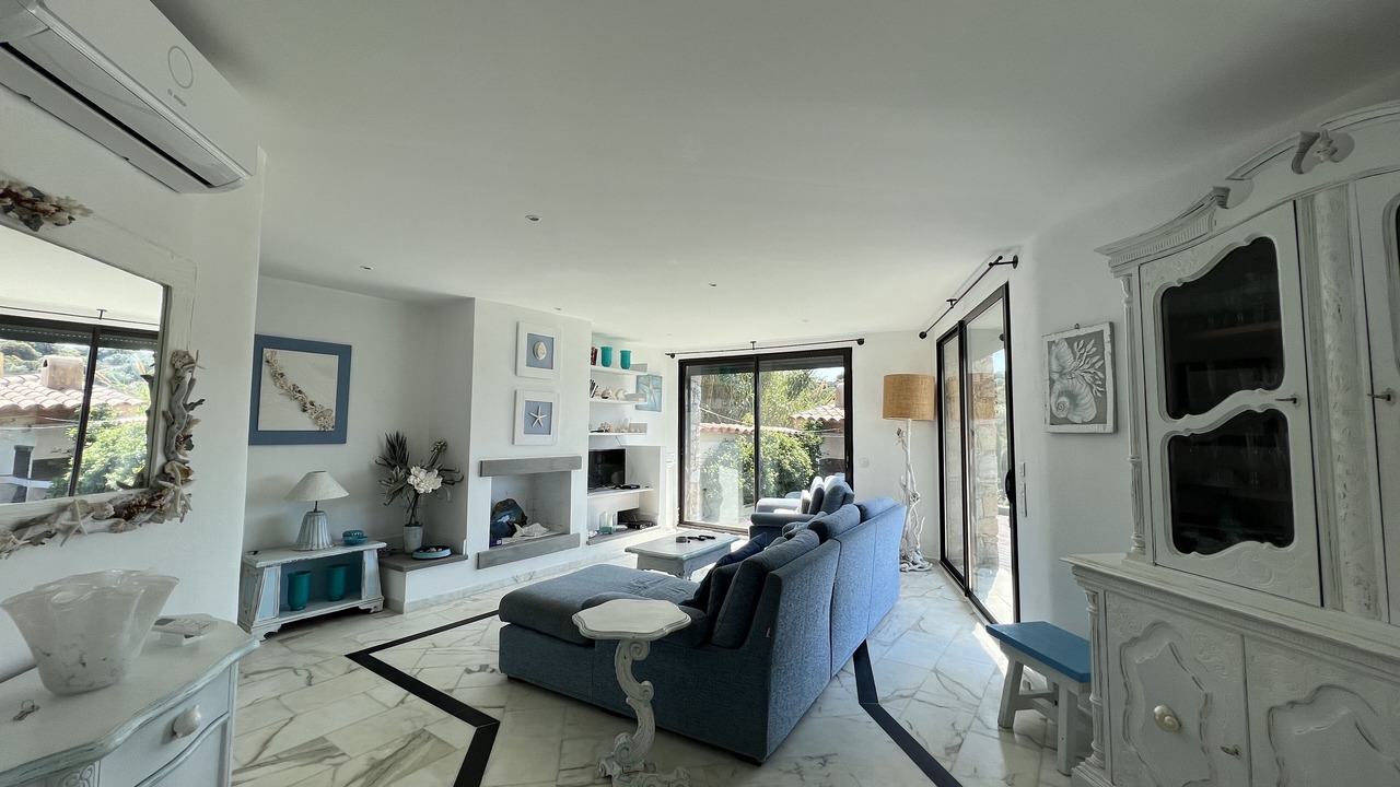 Photo of Livingroom in Marine de Saint Ambroggio