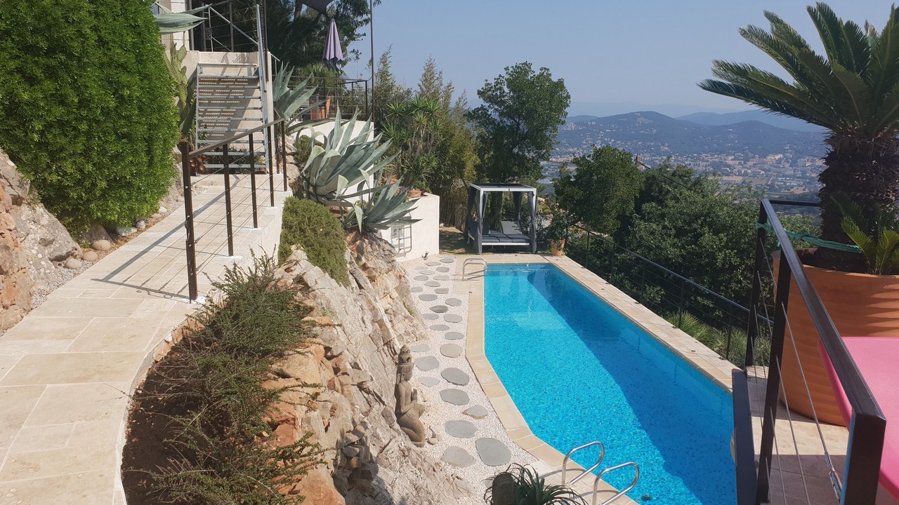 Photo of Outdoor in Hyeres