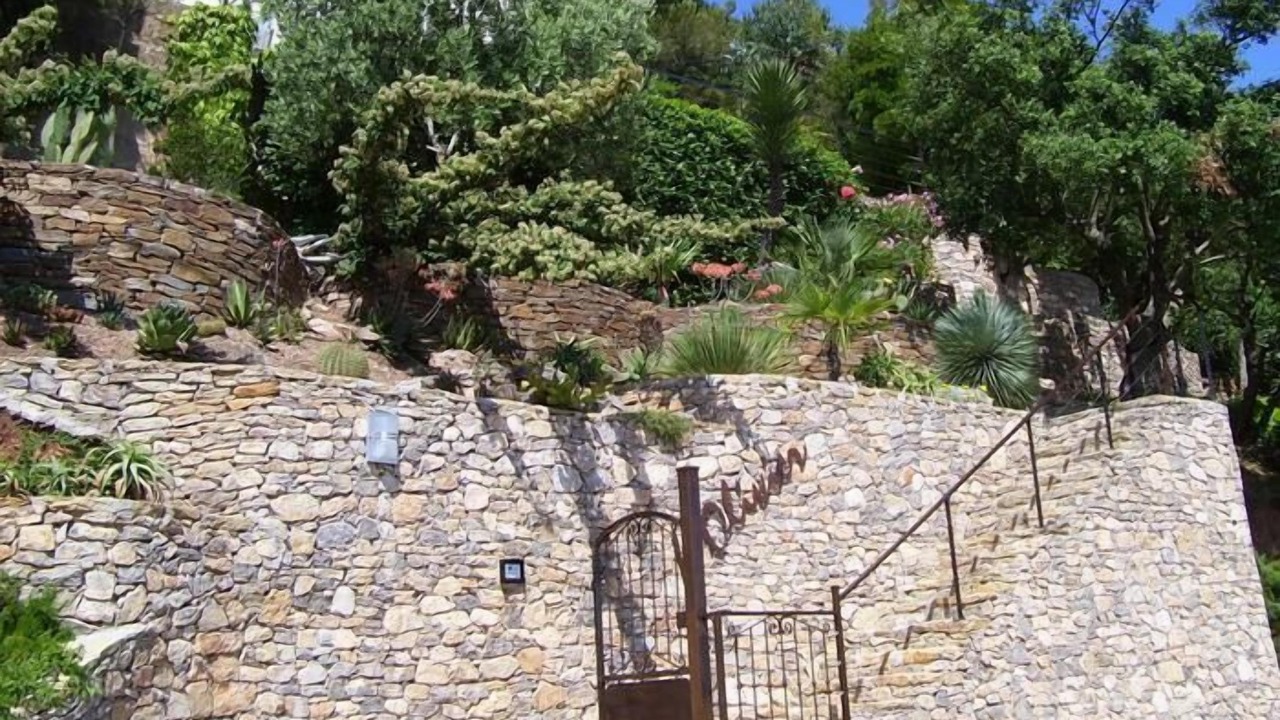 Photo of Outdoor in Hyeres