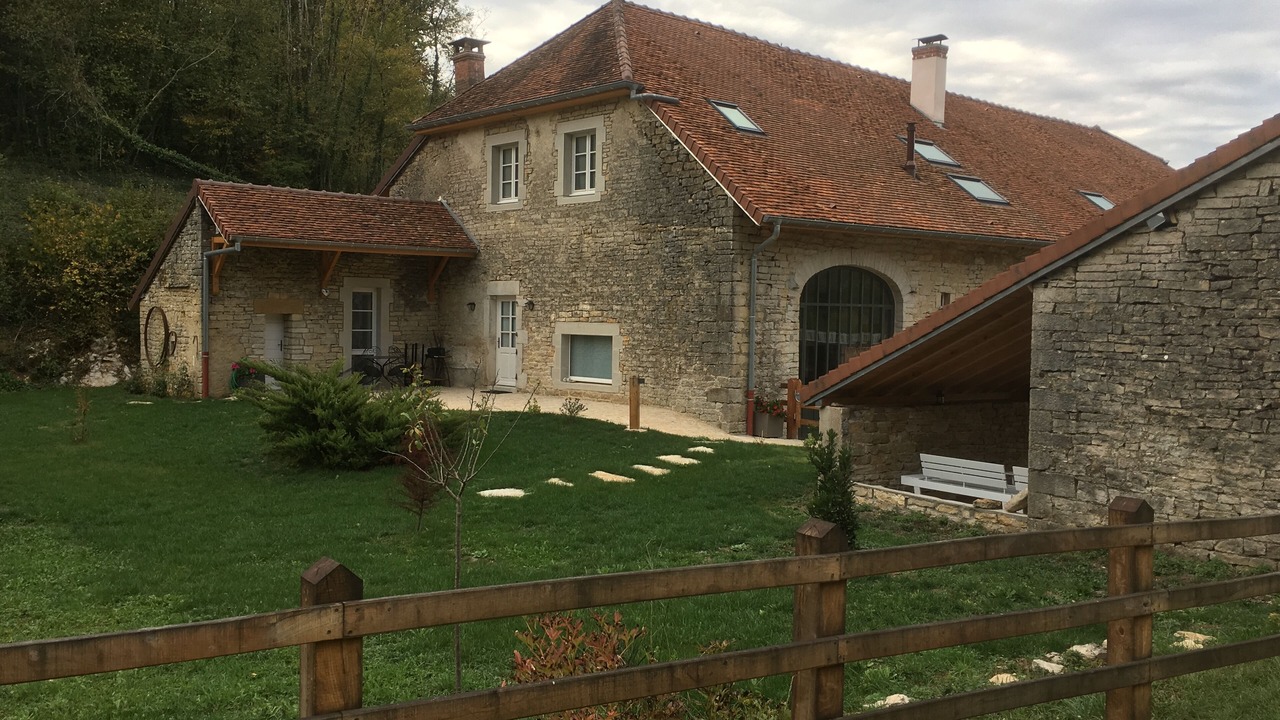 Photo of Outdoor in Essia