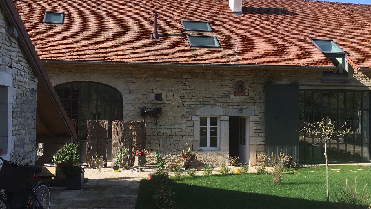 Photo of Outdoor in Essia