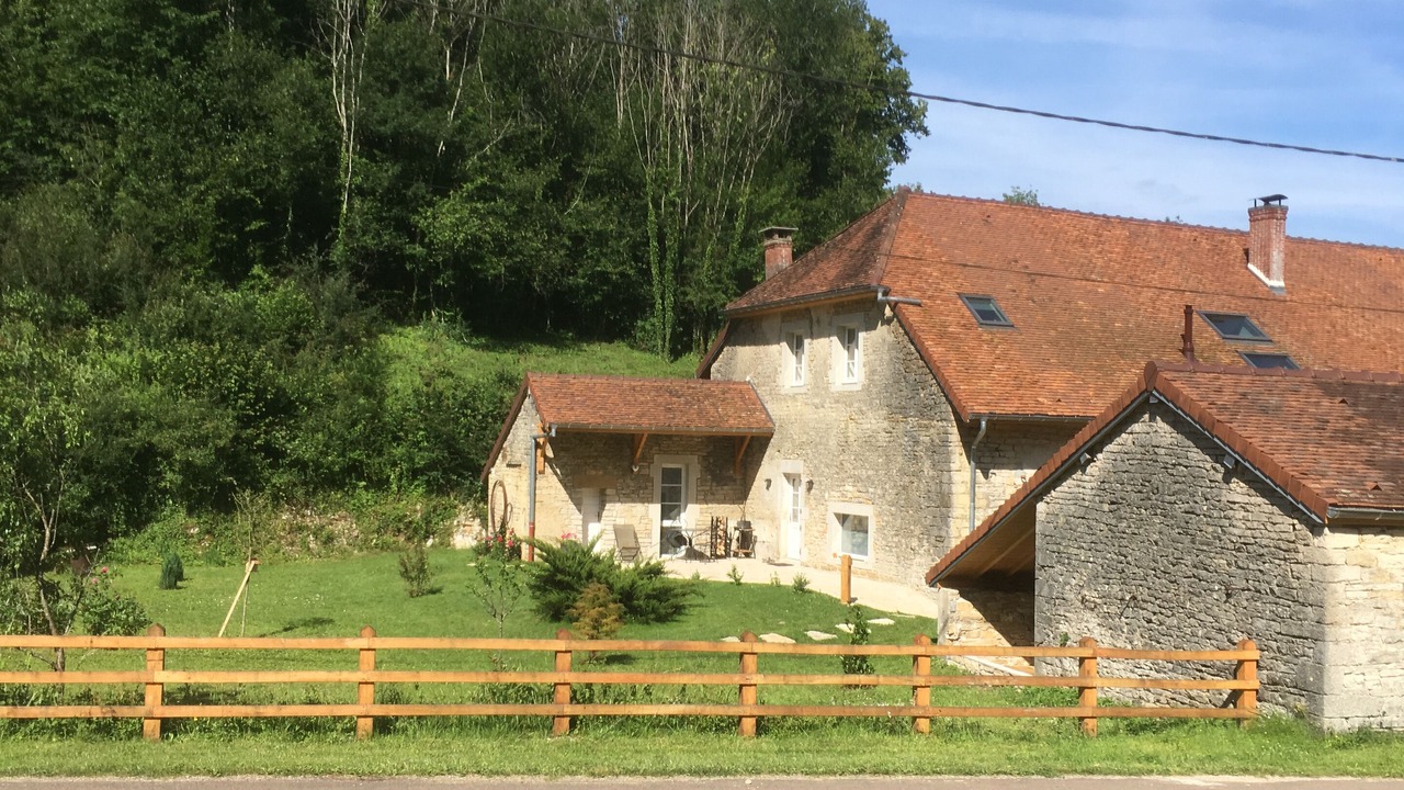 Photo of Outdoor in Essia