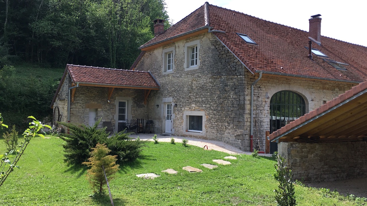 Photo of Outdoor in Essia