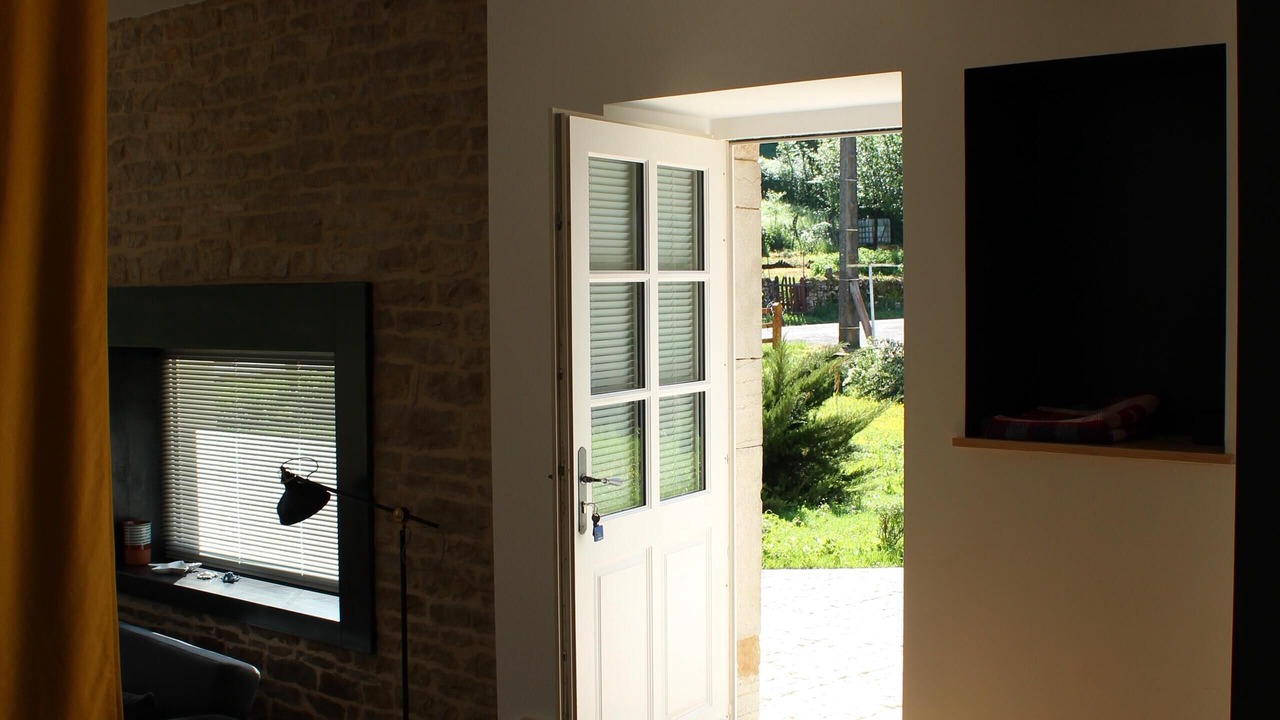 Photo of Others in Essia