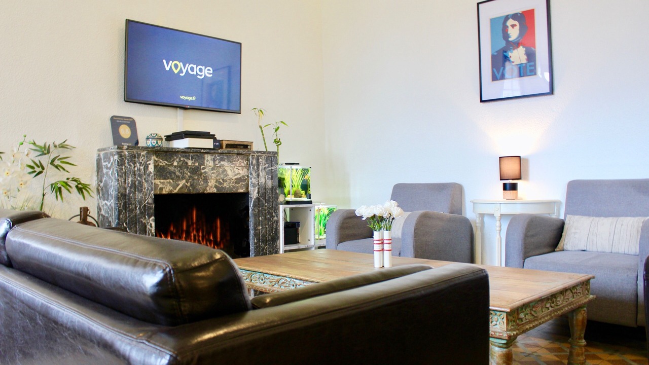 Photo of Others in Olivese