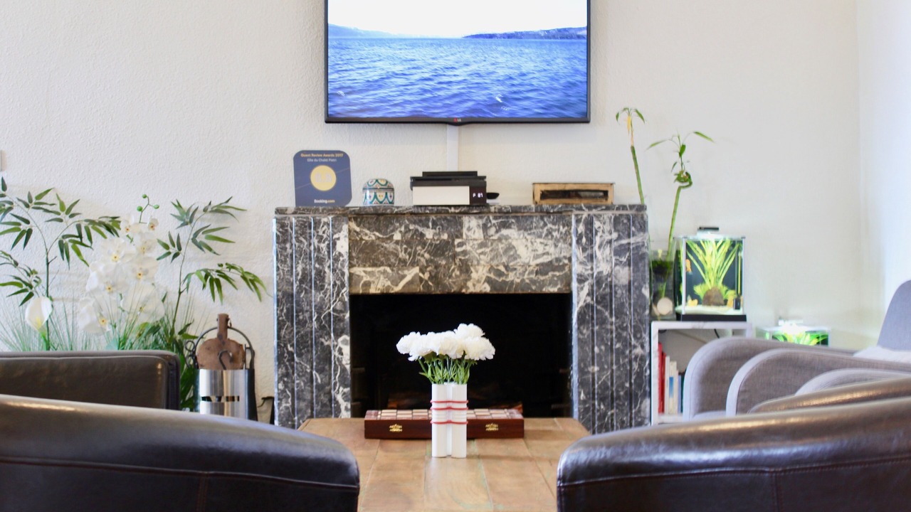 Photo of Others in Olivese