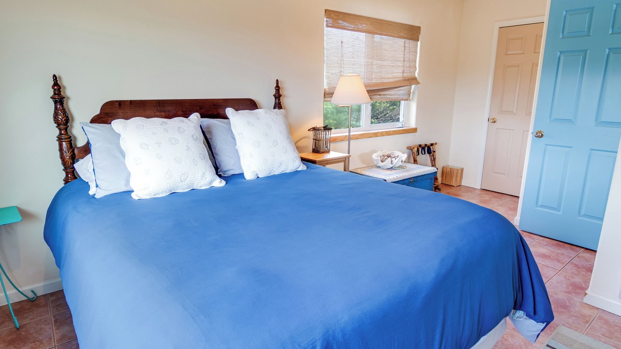 Photo of Bedroom in Waldport