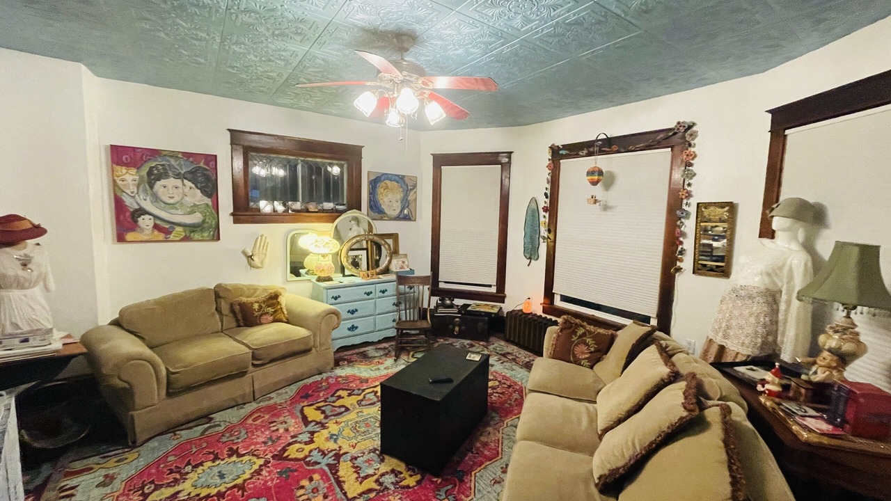 Photo of Livingroom in Baldwin City