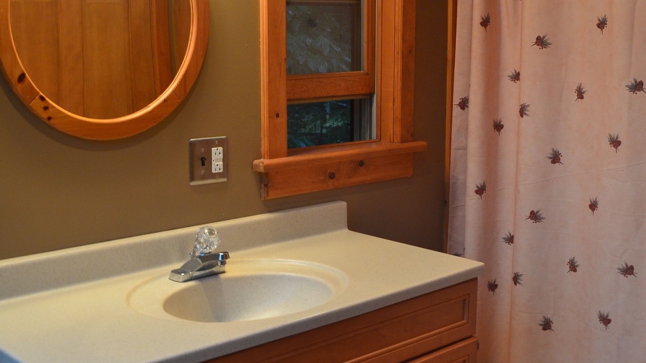 Photo of Bathroom in Town of Webb