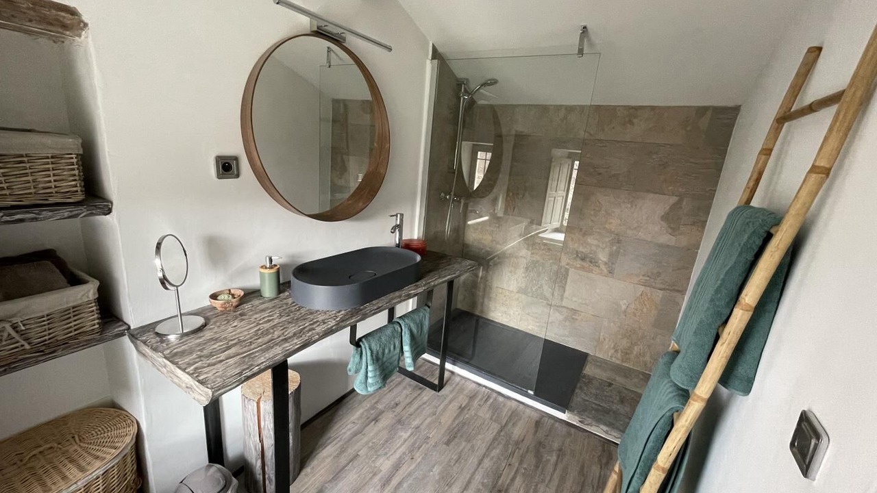 Photo of Bathroom in Lardiers