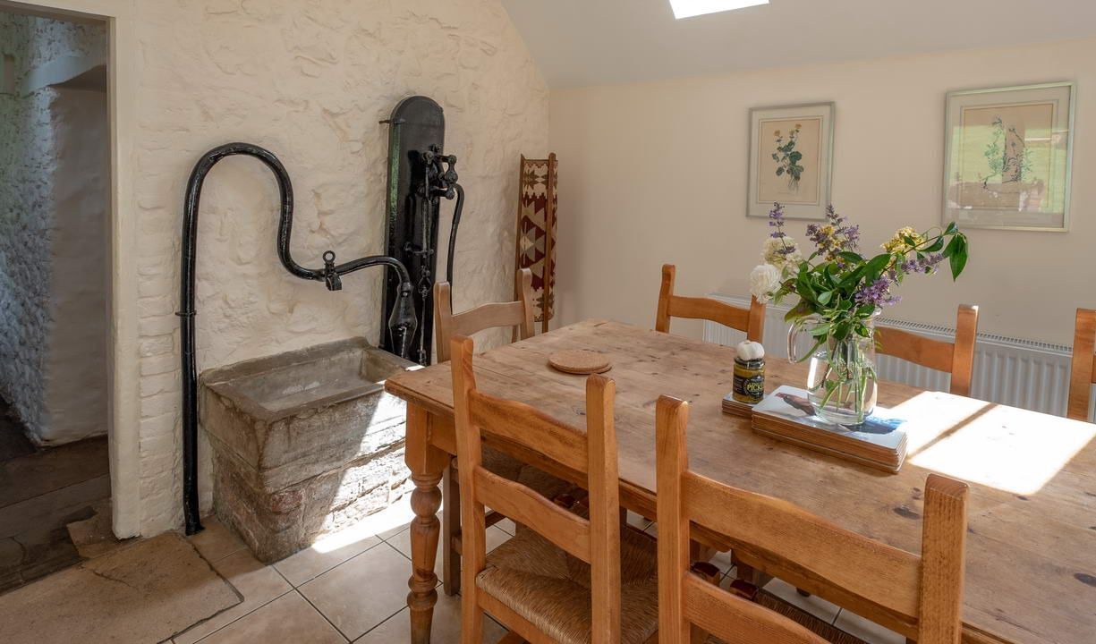 Photo of Others in Sandown