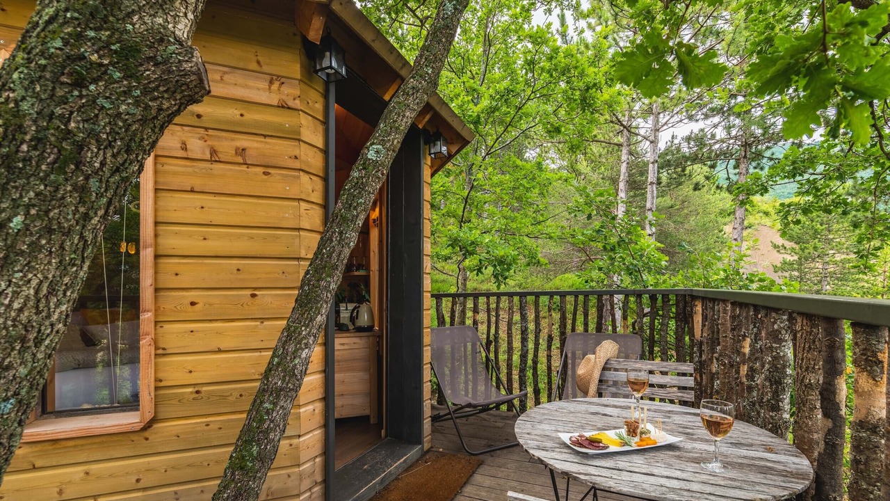 Photo of Outdoor in Montreal-les-Sources