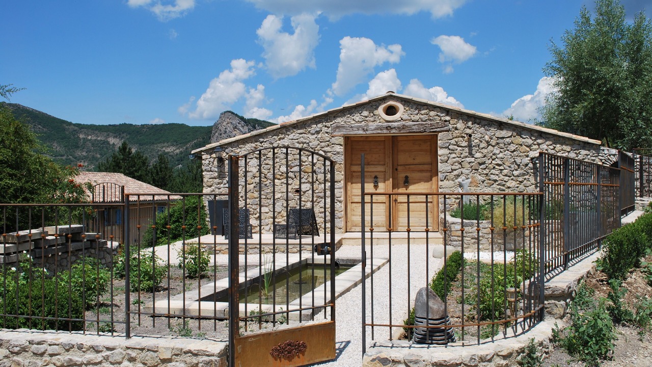 Photo of Outdoor in Montreal-les-Sources